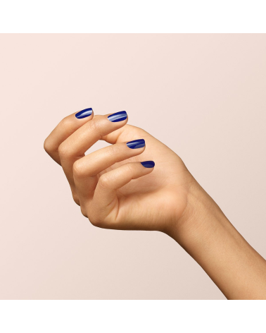 "NAVY BLUE" deep blue nail polish: Manucurist